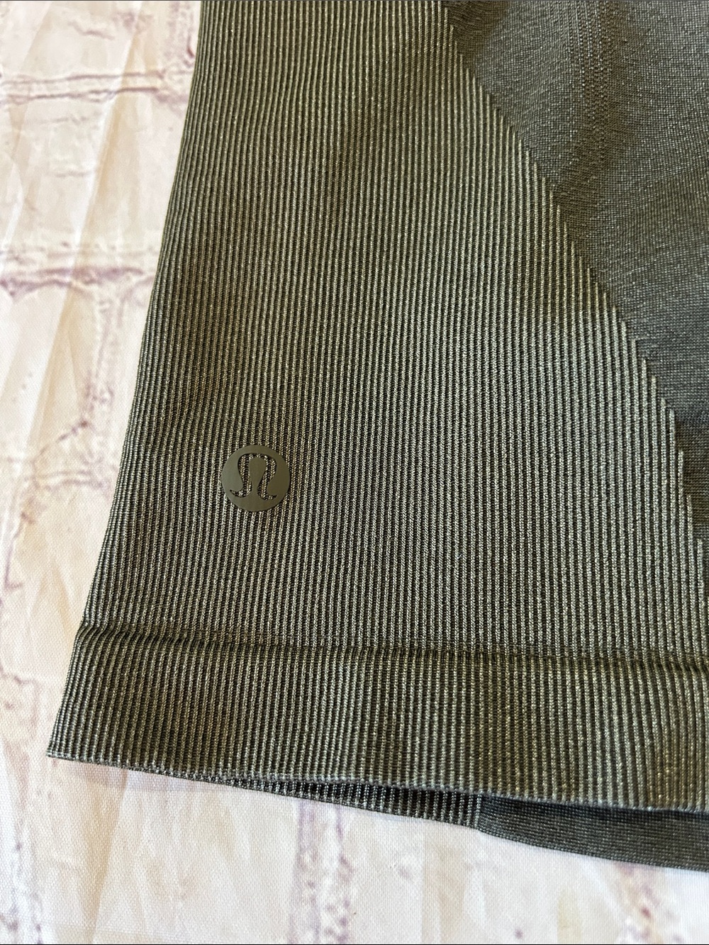 Lululemon Seamless Training Strappy Racerback Tank Top Size 10 Army Green - Picture 5 of 7